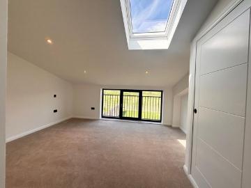 4 bedroom barn conversion to rent