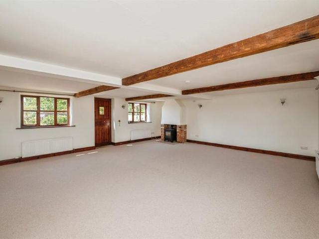 4 bedroom barn conversion to rent