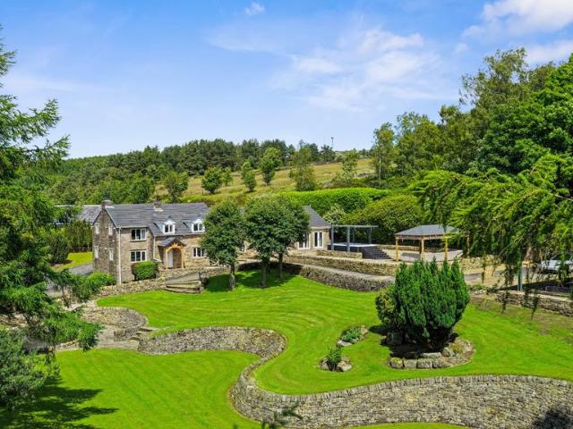 4 bedroom farm house for sale