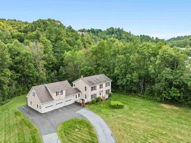 4 bedroom, Barre VT 05641 105443406