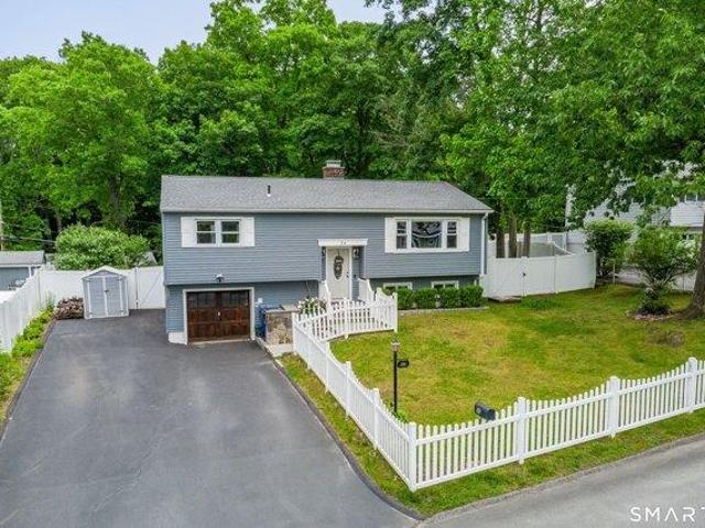 4 bedroom, Bethel CT 06801 105440901