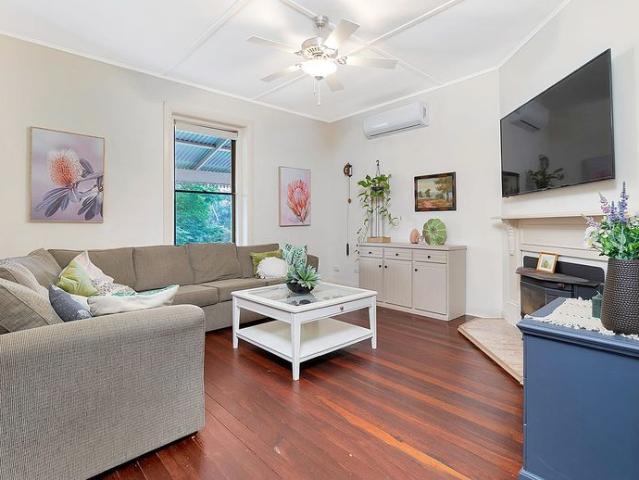 4 bedroom Beauty! With Hills Views and Suburban Convenience!