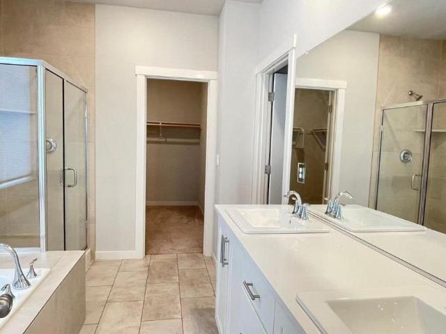 4 bedroom, Beaverton OR 97007 106115287