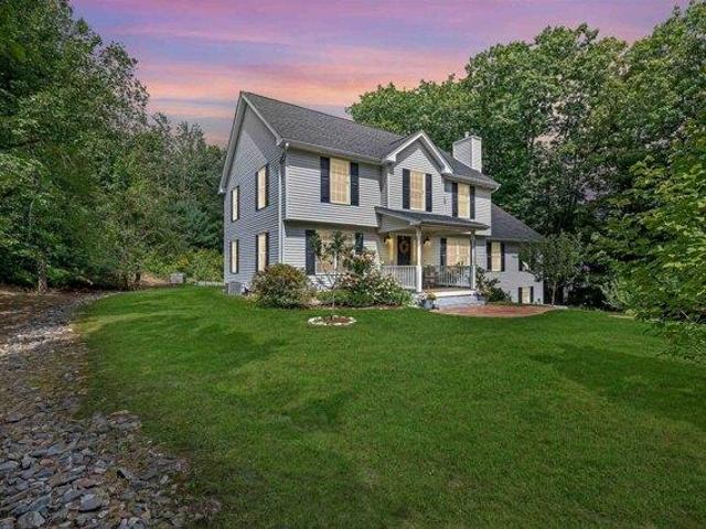 4 bedroom, Bedford NH 03110 105537606