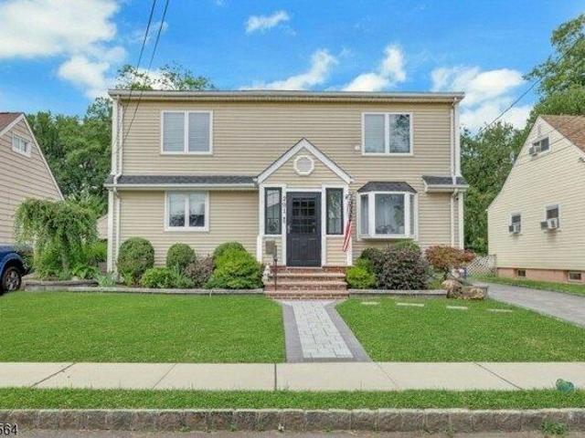 4 bedroom, Belleville NJ 07109 105721830