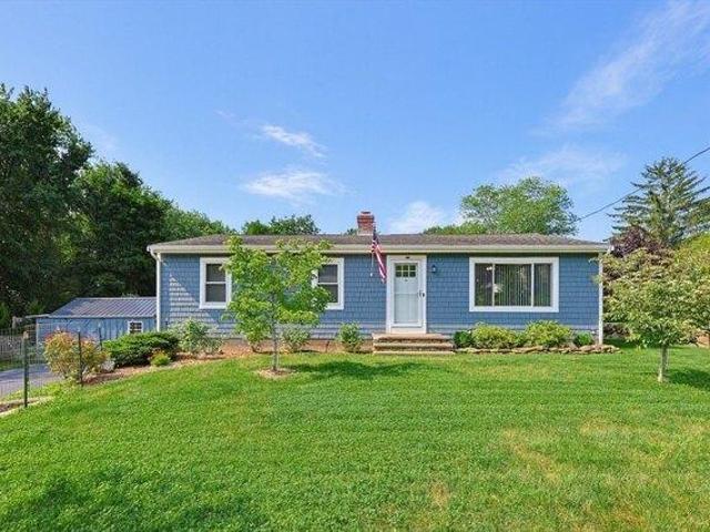 4 bedroom, Bellingham MA 02019 105383304