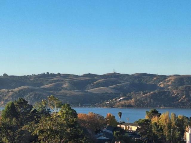 4 bedroom, Benicia CA 94510 105776358