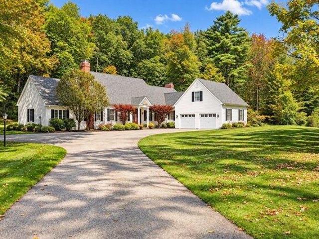 4 bedroom, Bennington VT 05201 106071268