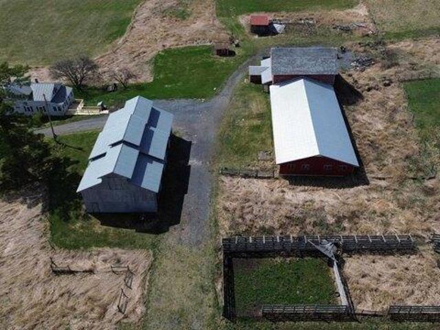 4 bedroom, Benson VT 05743 105558681