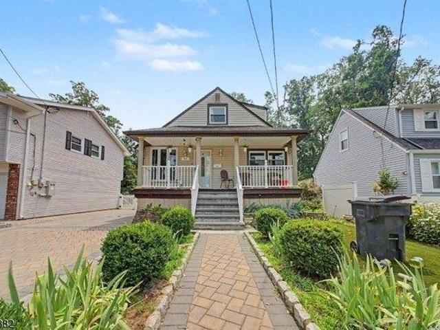 4 bedroom, Bergenfield NJ 07621 105726098