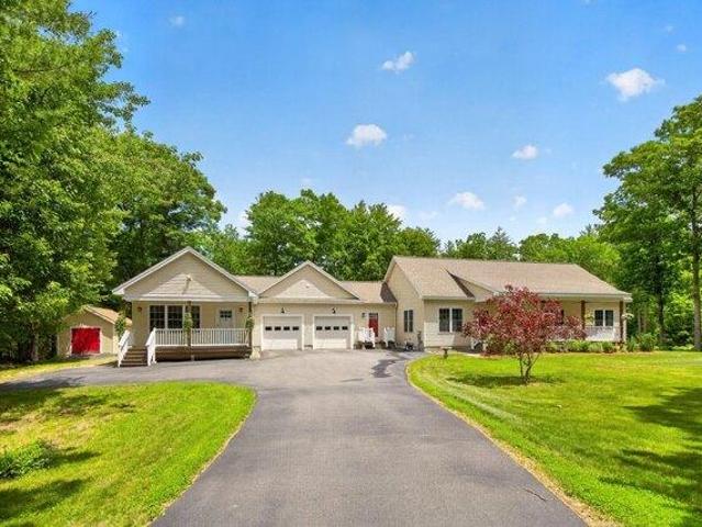 4 bedroom, Berwick ME 03901 104266046
