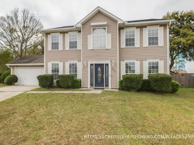 4 bedroom, Biloxi MS 39532 105298172