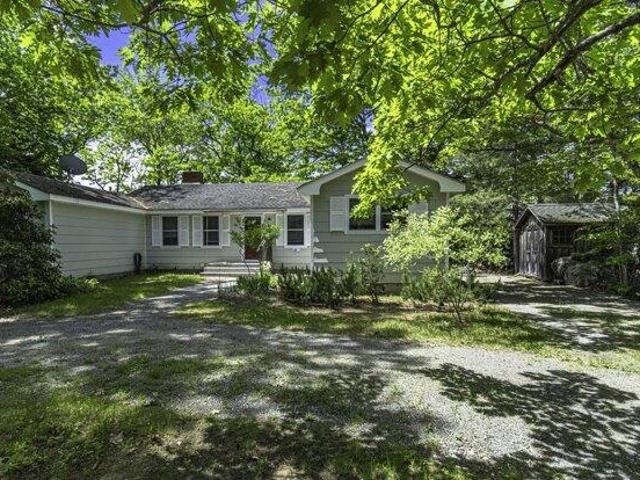 4 bedroom, Blue Hill ME 04614 105770325