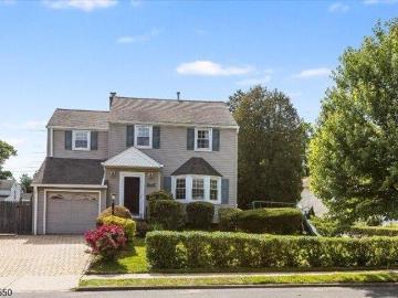 4 bedroom, Bloomfield NJ 07003 103188535
