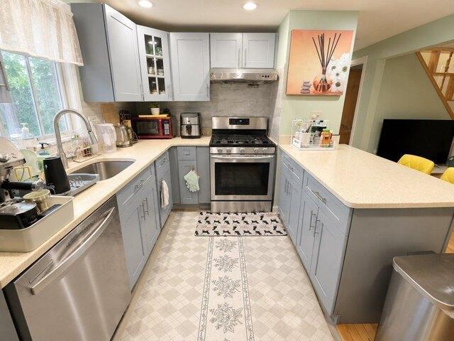 4 bedroom, Braintree MA 02184 105531857