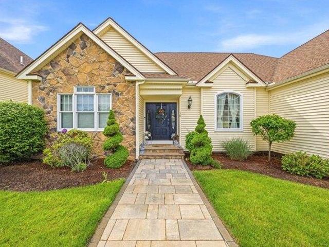 4 bedroom, Braintree MA 02184 105532494
