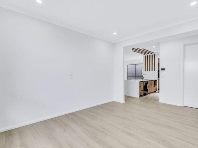 4 Bedroom Brand new Spacious Family Home with 2 Bedroom granny flat