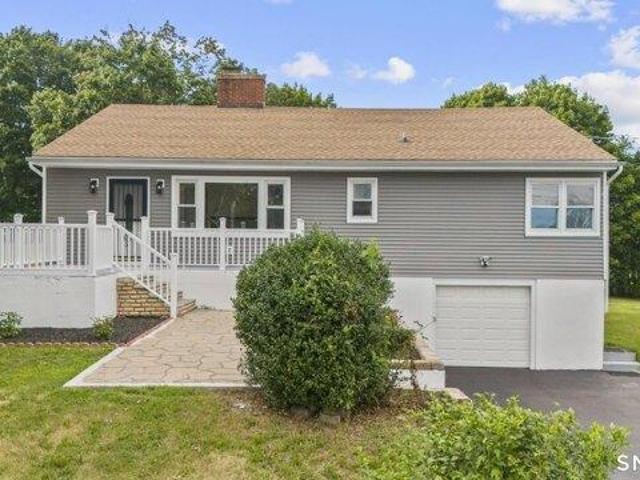 4 bedroom, Branford CT 06405 105557466