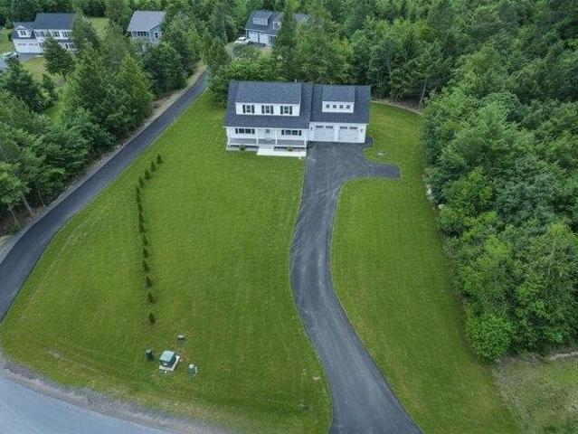 4 bedroom, Brentwood NH 03833 105423860