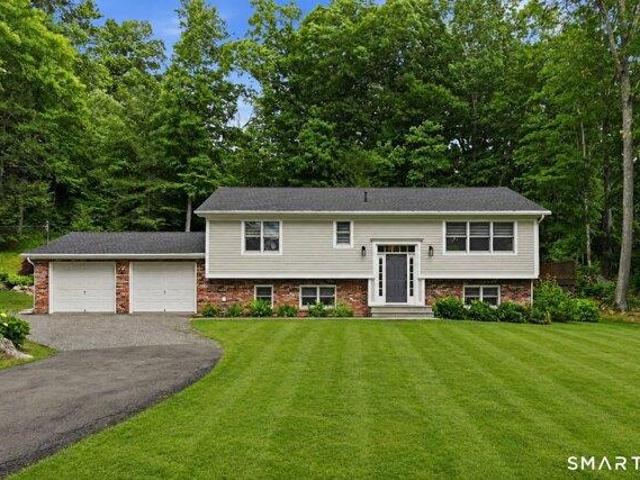 4 bedroom, Brookfield CT 06804 104830933