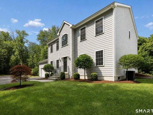 4 bedroom, Brookfield CT 06804 105495113