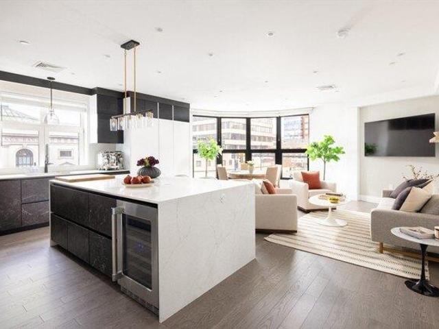 4 bedroom, Brookline MA 02445 104375539