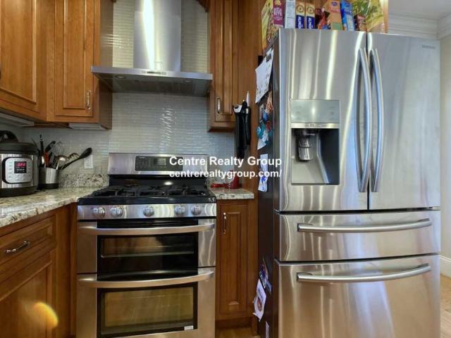 4 bedroom, Brookline MA 02445 98395674