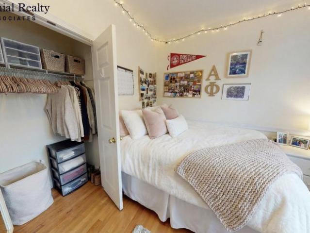 4 bedroom, Brookline MA 02446 96649634
