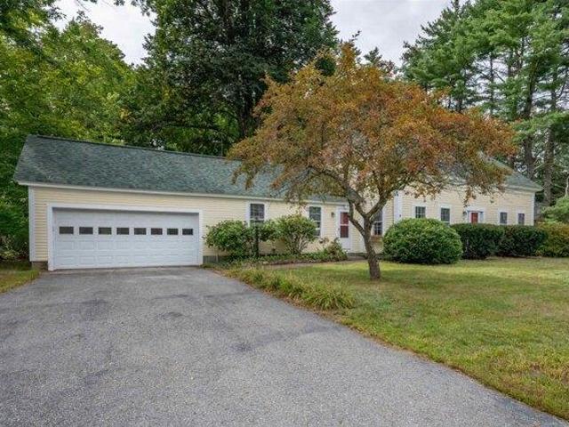 4 bedroom, Brookline NH 03033 105474557