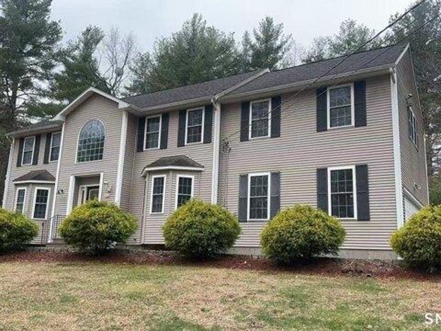 4 bedroom, Brooklyn CT 06234 104567561