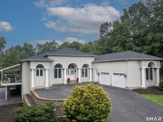 4 bedroom, Brooklyn CT 06234 105258576
