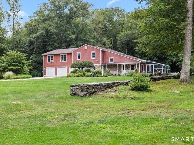 4 bedroom, Brooklyn CT 06234 105293034