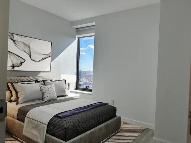 4 bedroom, BROOKLYN NY 11222 92192153