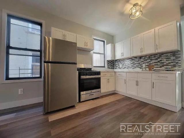 4 bedroom, BROOKLYN NY 11226 LS105628706