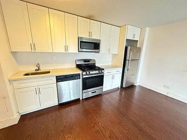 4 bedroom, BRONX NY 10463 LS92890055