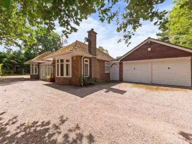 4 bedroom bungalow for rent in Whitegate Lane, Whitegate, Nort.