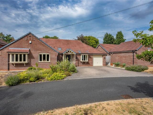 4 bedroom bungalow for sale