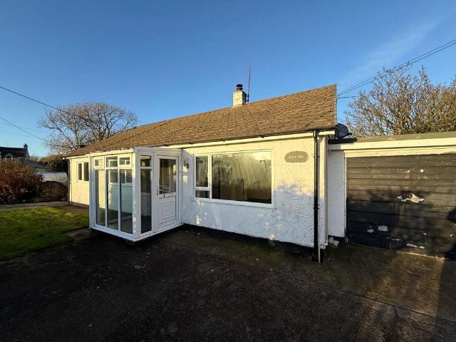 4 bedroom bungalow for sale