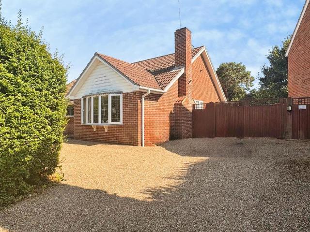 4 bedroom bungalow for sale