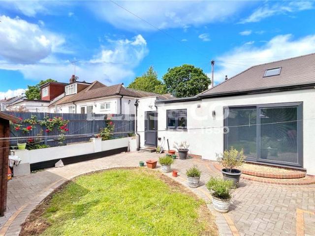 4 bedroom bungalow for sale