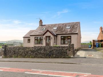 4 bedroom bungalow for sale