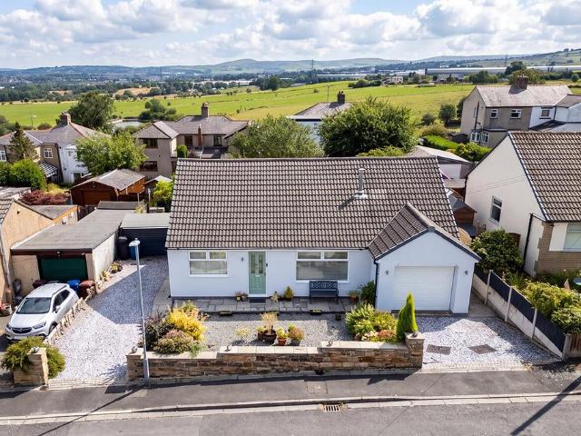 4 bedroom bungalow for sale