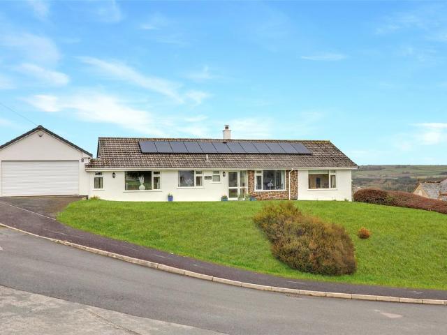 4 bedroom bungalow for sale