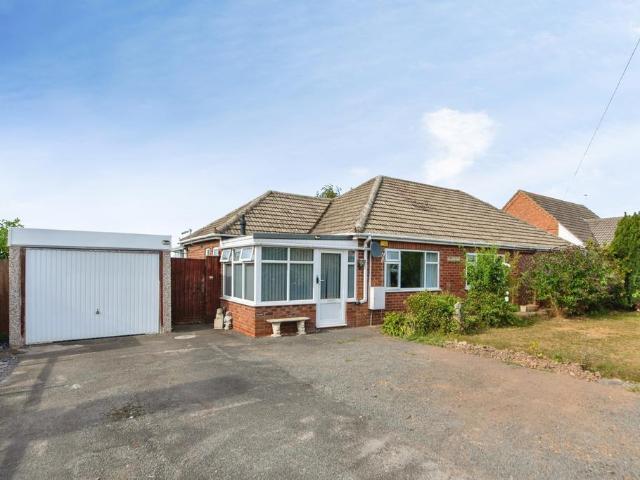 4 bedroom bungalow for sale