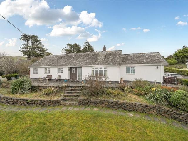4 bedroom bungalow for sale