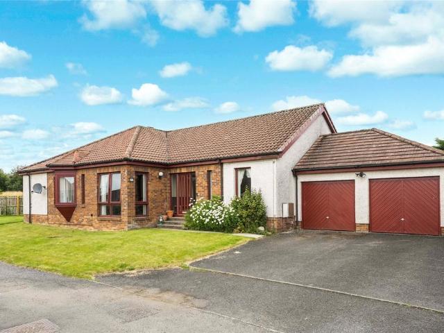 4 bedroom bungalow for sale