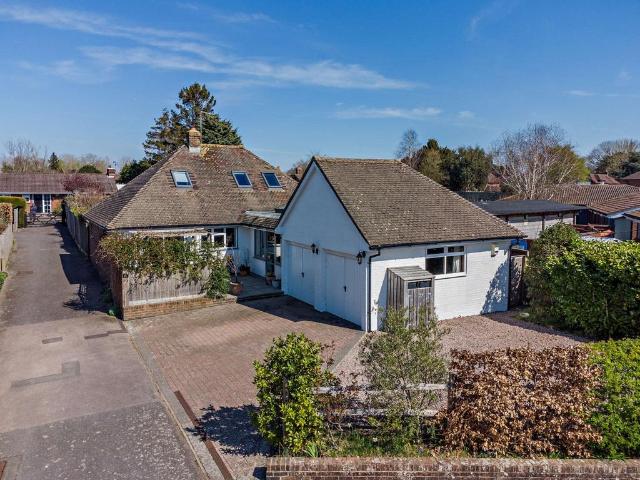 4 bedroom bungalow for sale