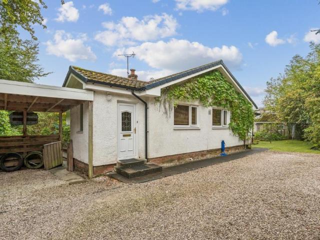 4 bedroom bungalow for sale