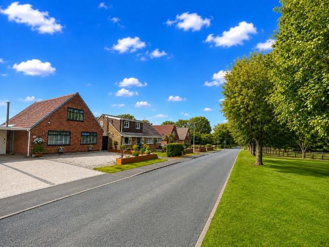 4 bedroom bungalow for sale