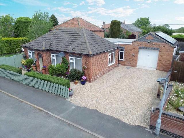 4 bedroom bungalow for sale